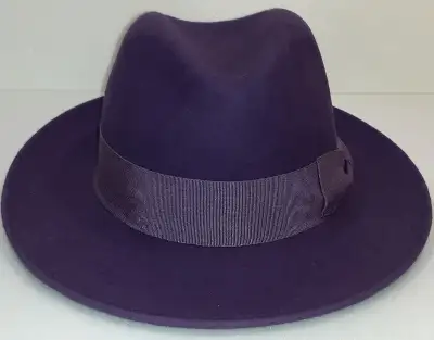 Unisex Men or Women's Fedora Hat. Holt Renfrew Made in Italy High Quality 100% Wool Purple Color Med...
