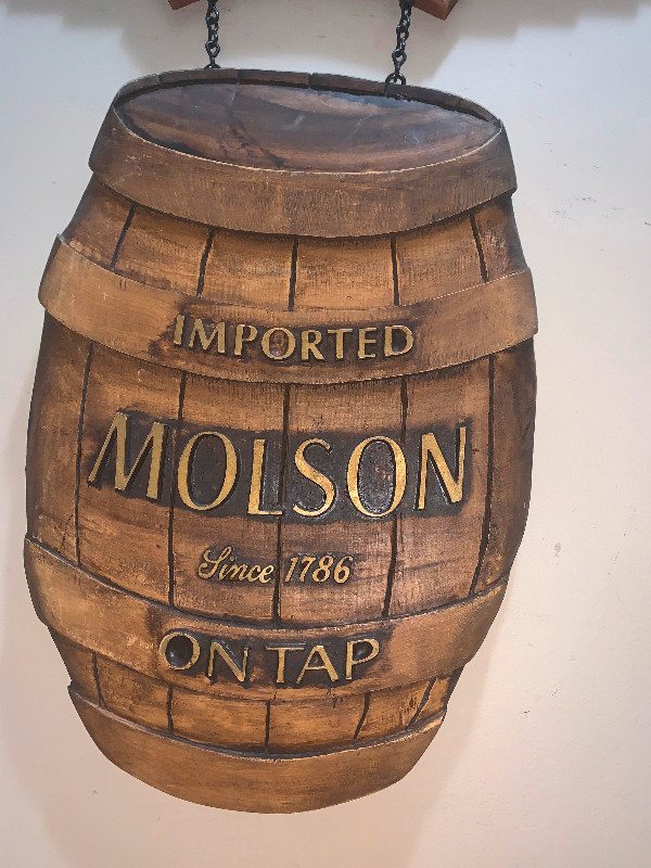 Vintage Dual hanging Molson Canadian beer bar sign Mint in Arts & Collectibles in Calgary - Image 2