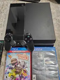 Ps4 console plus extra 2 games