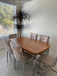 Dining table and 6 chairs