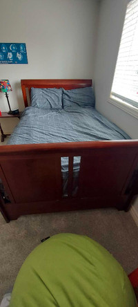 Double bed & dresser