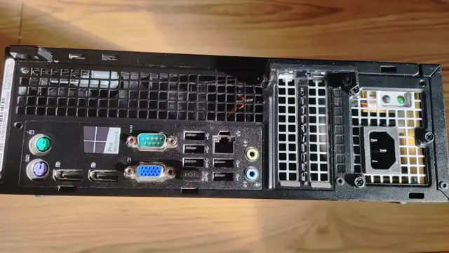 Dell Optiplex 7020 SFF in Desktop Computers in City of Toronto - Image 5