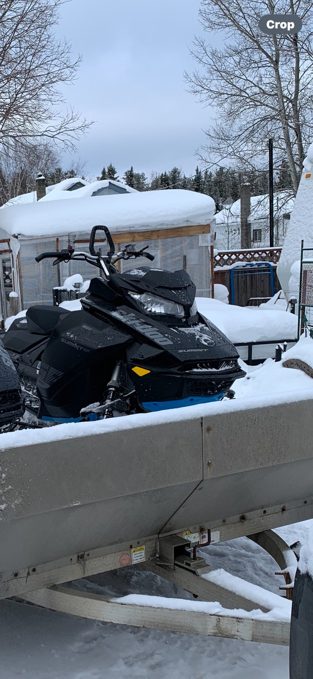 2020 summit 850 low km  in Snowmobiles in Thunder Bay - Image 2
