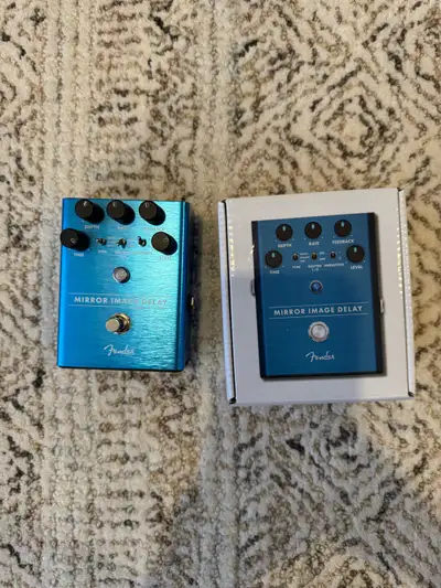 Pédale Fender Mirror Image, View more