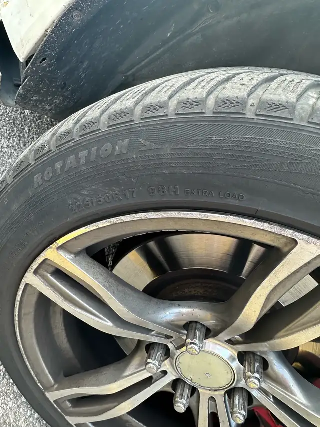 225/50R17 Tire in Tires & Rims in City of Toronto - Image 2