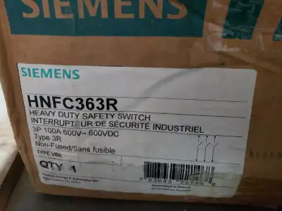 Brand new in box SIEMENS HNFC363R 100Amp 600V Siemens Non-Fusible HD Safety Switch Rain-Tite 150$