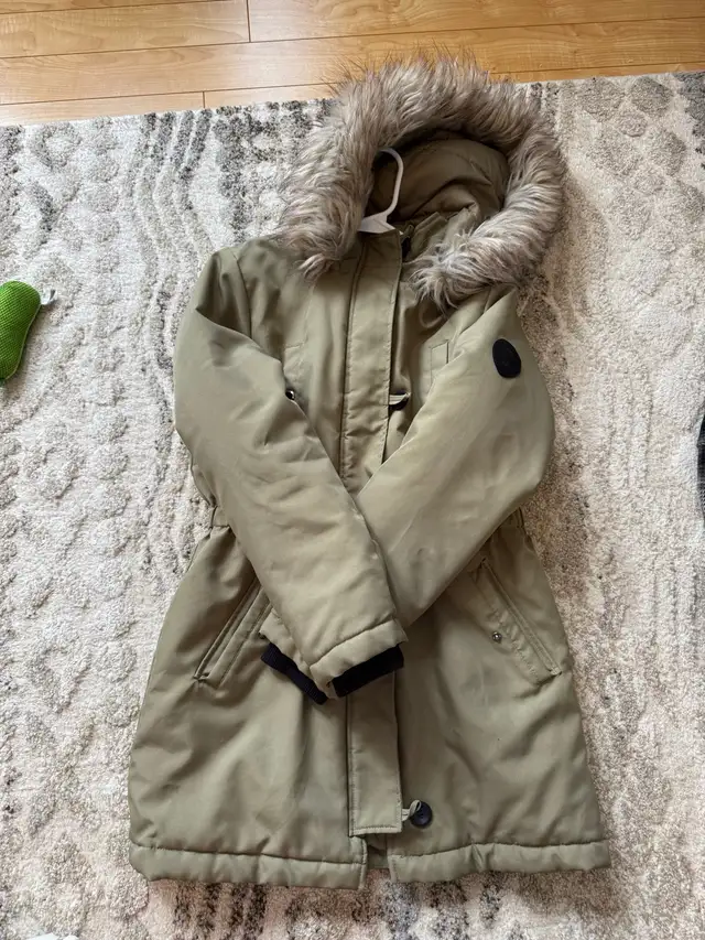 Winter jacket Only in Women's - Tops & Outerwear in City of Halifax - Image 4