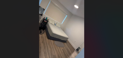 The room is for 500. I pay 250, and you pay the rest. Dial or text 226-272-0607