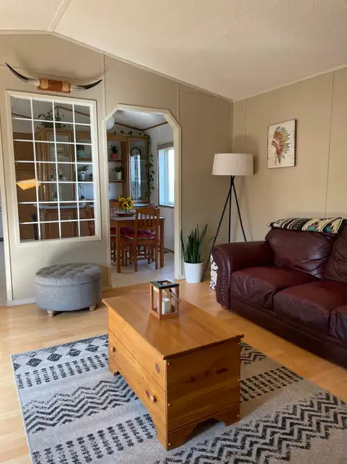 3 bedroom, 2 bath mobile home situated on a gated 60 acre parcel in south Edmonton, shared by The Dr...