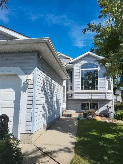3 Bedroom/2 Bathroom Suite