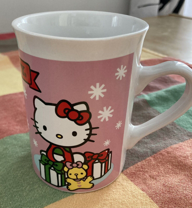 COLLECTION TASSE HELLO KITTY DE NOËL  in Arts & Collectibles in Gatineau - Image 4