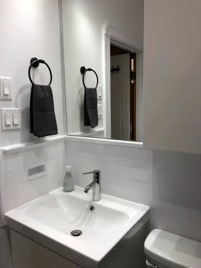 Grand condo Plateau in Long Term Rentals in City of Montréal - Image 7