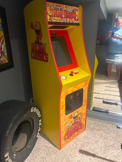 Arcade Classic Stand Up, View more