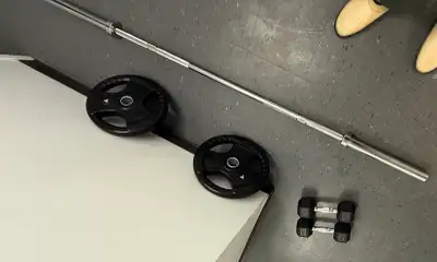 353lbs total Weights, 44lbs plates + 40 lbs Olympic bar++, View more