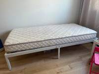 Bed twin xl with mattress