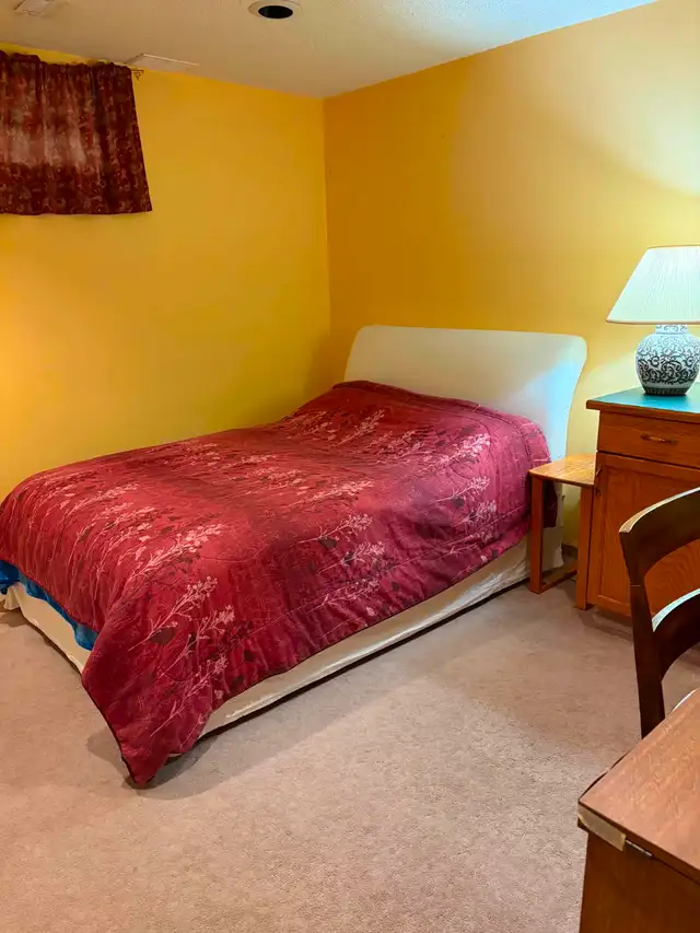 KABAYAN-Basement Room for Rent in Riverbend in Room Rentals & Roommates in Calgary - Image 2