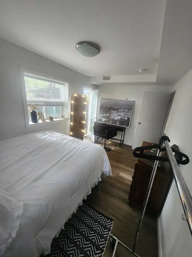 Furnished Room for rent Downtown Liberty Village in Room Rentals & Roommates in City of Toronto - Image 4