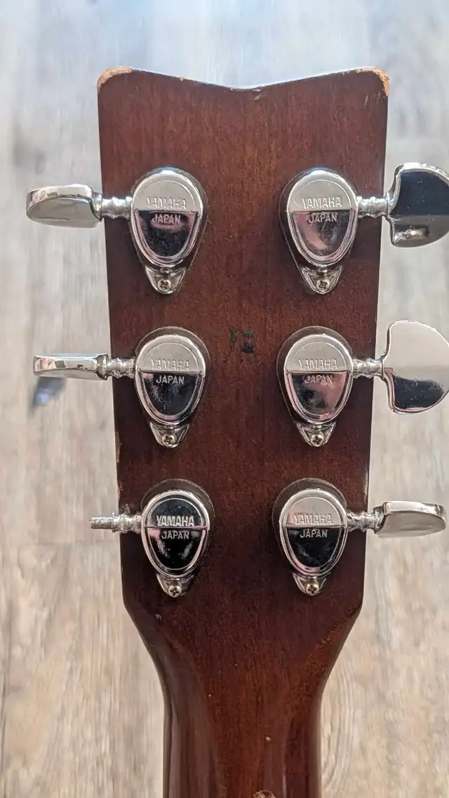 Yamaha Acoustic Guitar FG335L II - LEFT HANDED in Guitars in Winnipeg - Image 6
