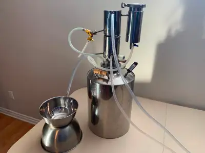 Almost New Stainless Double-cleaning Distiller. 20 litre tank. Barely used. No flaws, complaints, or...