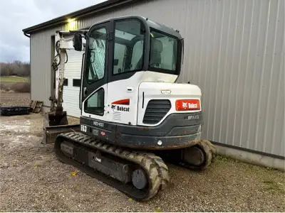 2014 Bobcat E63 excavator with only 2963 hours. Great operating machine, tracks at 80%. Auxiliary hy...