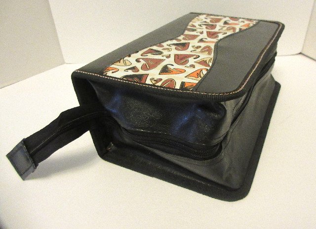 CD / DVD Wallet 208 Disc Capacity~Black with Nice Pattern~NEW~ in CDs, DVDs & Blu-ray in Stratford - Image 2