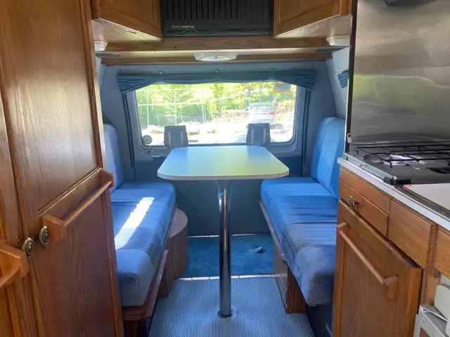 ROADTREK 190 VERSATILE - DODGE RAM 250 in RVs & Motorhomes in Sherbrooke - Image 11