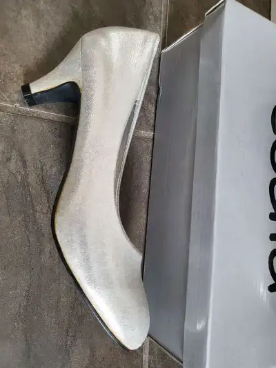 Women's silver shoes, View more