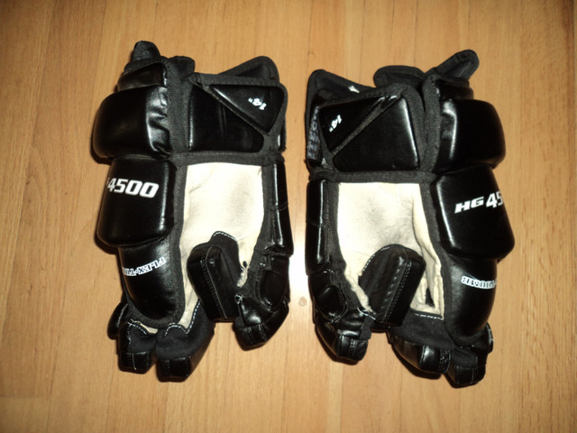Hockey Gloves ITECH HG 4500 in Hockey in Red Deer - Image 3