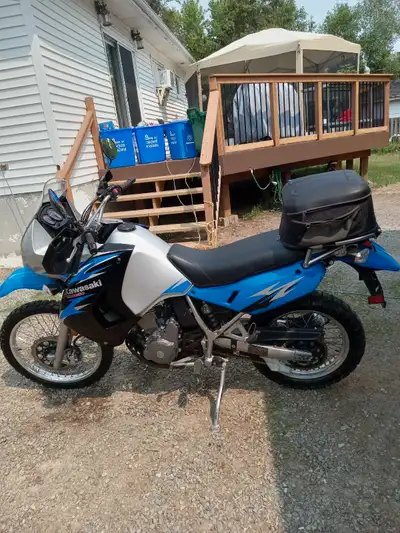 08/ Kawasaki KLR 650, 21000 kms, new tires, battery, chain and sprockets, Kawasaki upgraded seat, De...