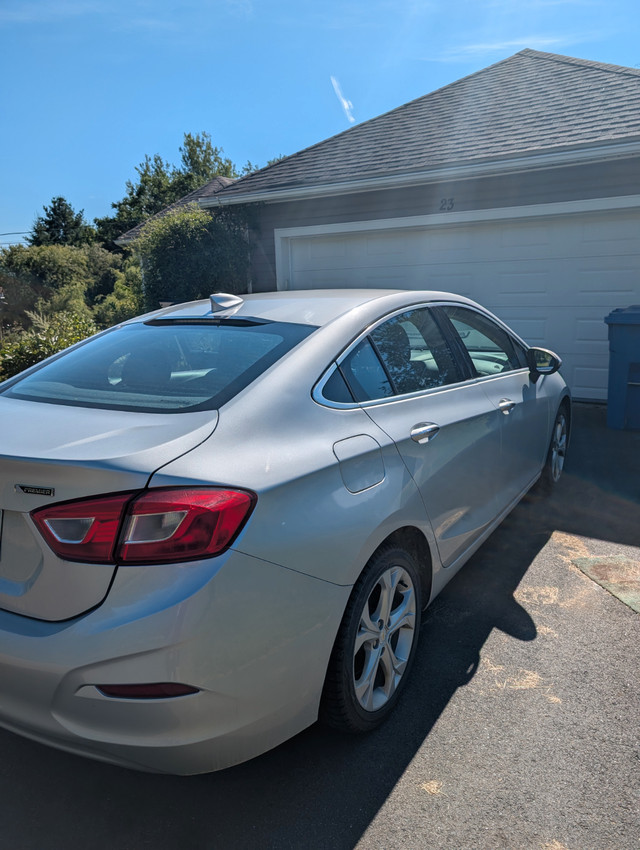 2018 Chevrolet Cruze premier in Cars & Trucks in Fredericton
