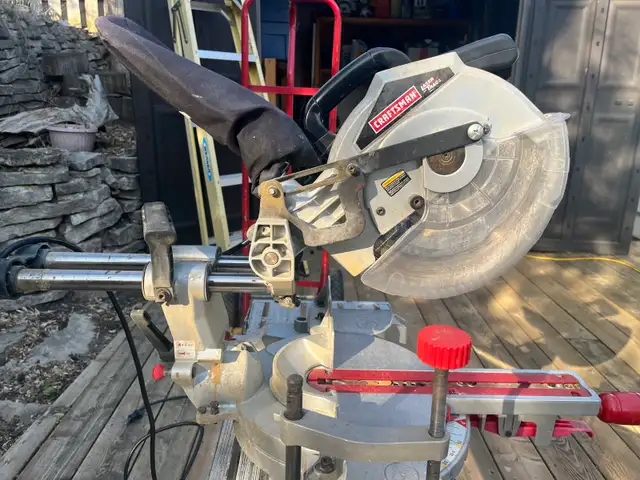 sliding mitre saw 10” in Power Tools in Cambridge - Image 3