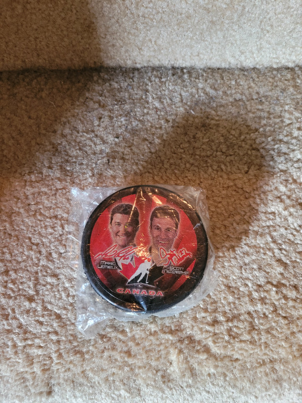 McDonalds Hockey Pucks (ALL FOR) in Arts & Collectibles in Markham / York Region - Image 3