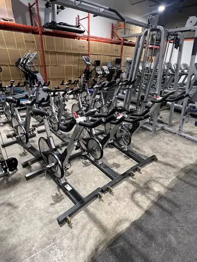 Full studio available, 18 bikes left Bikes are serviced by our technicians Based at Ontario, we ship...