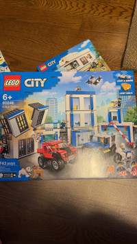 LEGO City Police Station 60246 Police Toy*NEW*