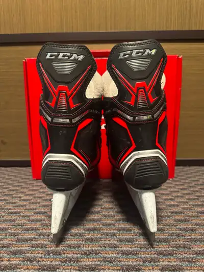 CCM Jetspeed “VIBE” Junior Hockey Skates, Original Owner $279!, View more