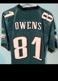 Terrell Owens Jersey  (mint condition)
