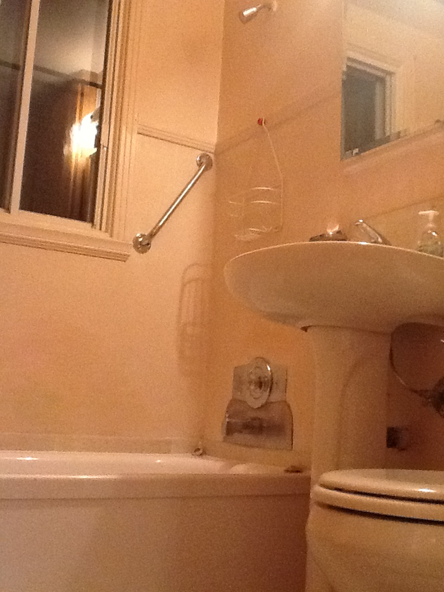 Chambre à louer / Room for rent in Room Rentals & Roommates in City of Montréal - Image 6