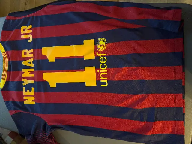 Nike Neymar JR Qatar Airways Soccer jersey in Soccer in Gatineau - Image 2