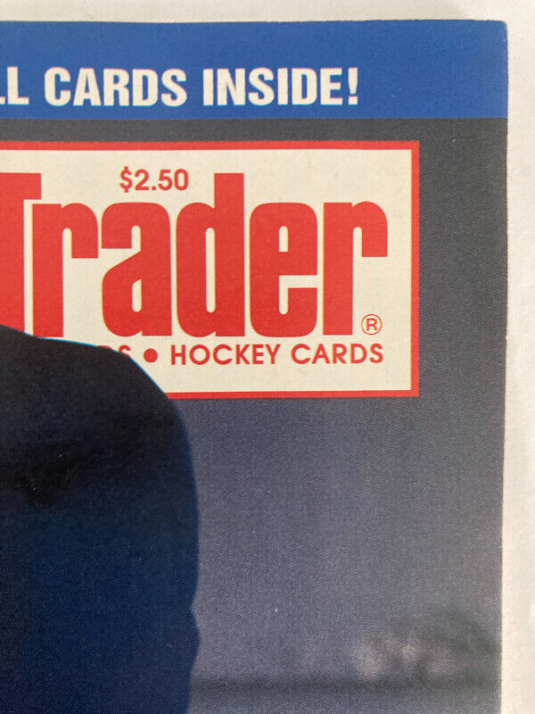 Sports Card Trader magazine, Dec 1993 Nolan Ryan w/inserts in Arts & Collectibles in Bedford - Image 3
