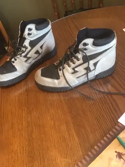 soulier de sécurité pour homme Gr:7, View more