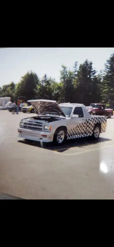 I am looking for my old truck. I built this truck back in the late 90’s. Sold it to a guy in Aylesfo...