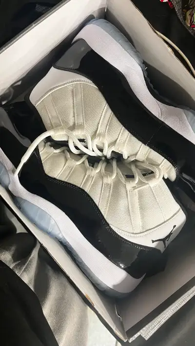 Air Jordan 11 size 12, View more