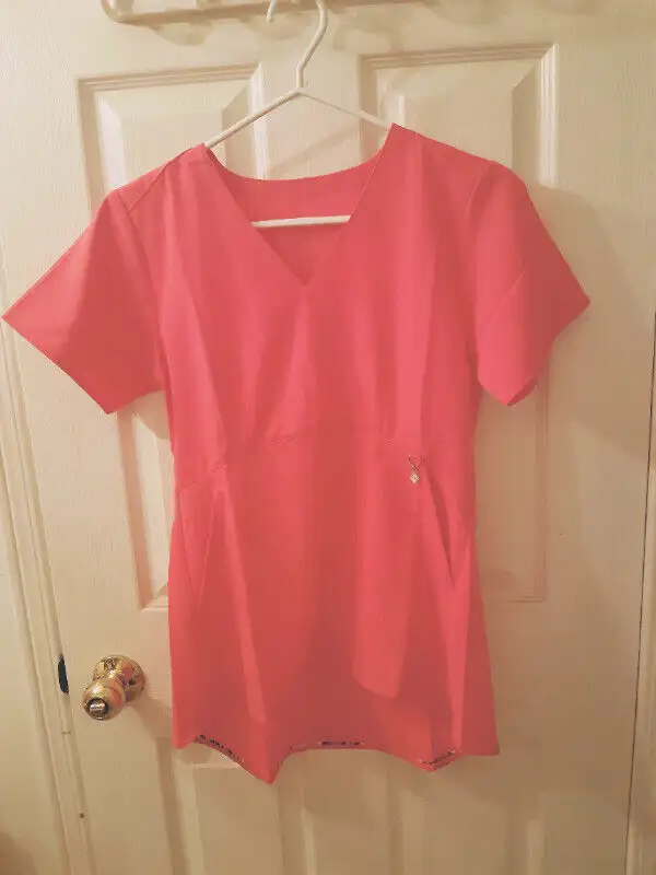 Ladies Scrub Sets - XS (NWOT) in Women's - Other in City of Toronto - Image 10
