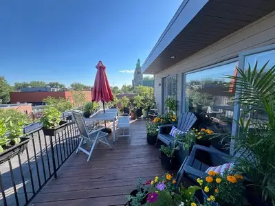 Modern 2 Storey Condo in the heart of Pointe-Saint Charles