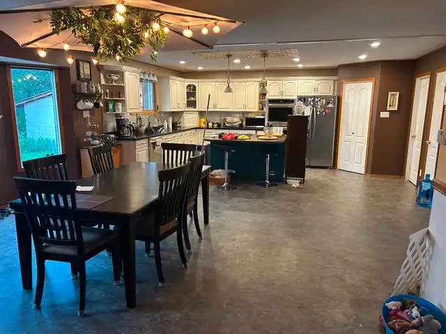 Room for rent. in Room Rentals & Roommates in Brandon - Image 6