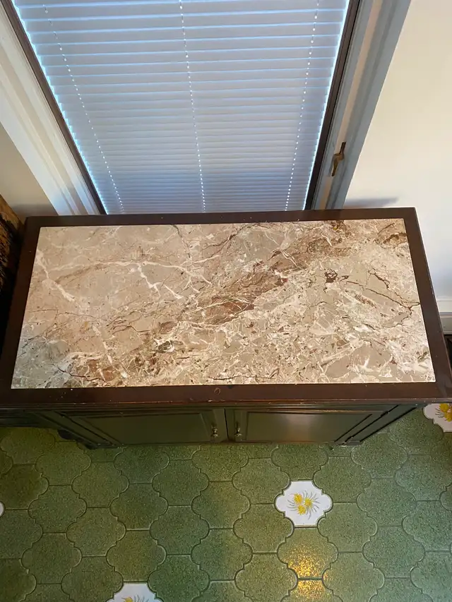 a vintage dark wood cabinet featuring an inlaid marble top in Hutches & Display Cabinets in City of Toronto - Image 4