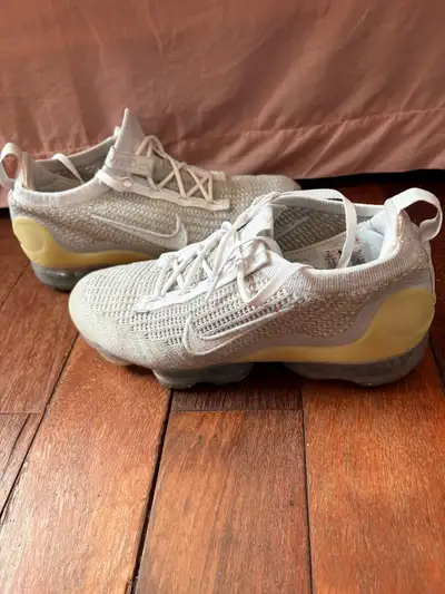 Nike women’s sneakers size 9, View more