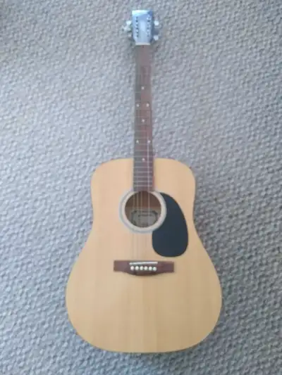 Acoustic Guitar 41" Like New.