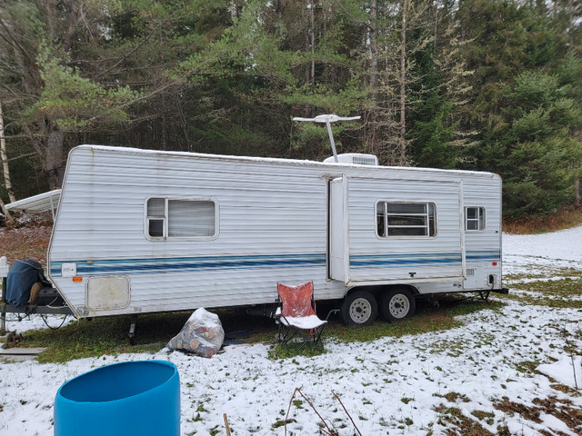 House trailer in Travel Trailers & Campers in Renfrew - Image 2