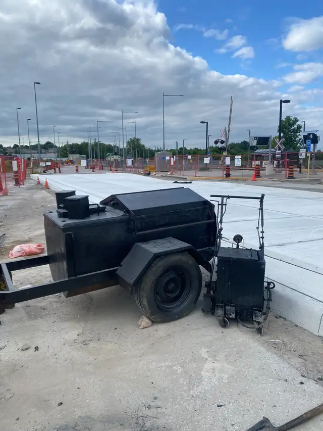 Asphalt Sealing, Parking Lot Sealing, Line Painting, Hot Asphalt in Interlock, Paving & Driveways in City of Toronto - Image 10